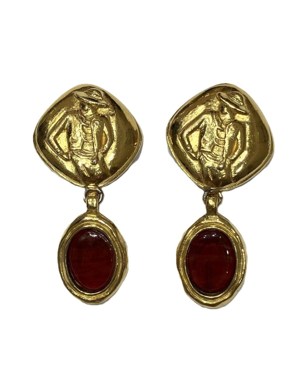 Chanel Earrings Gold-Tone Metal #357859C85B